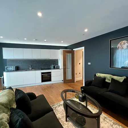 The Midnight Garden Escape At Ryedale House Apartment York Exterior photo